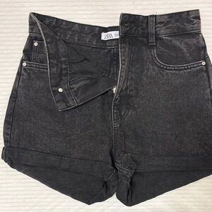 Zara Black Jean Shorts High-Waisted Vintage Style